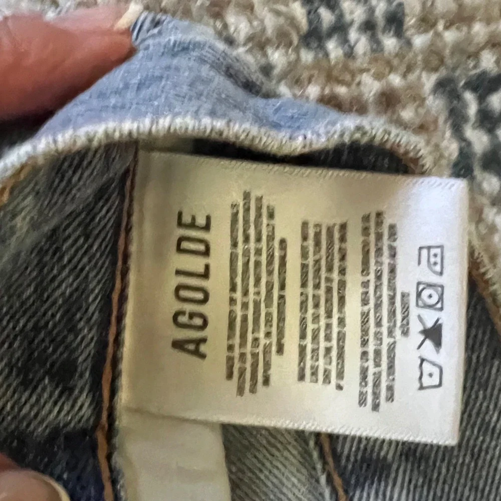 Iconic AGOLDE Parker Long Vintage High Rise Cut Off Denim Shorts Light Wash 26